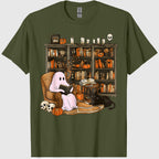 Vintage Ghost Book Reading Pumpkin Gothic Halloween Teachers T-Shirt